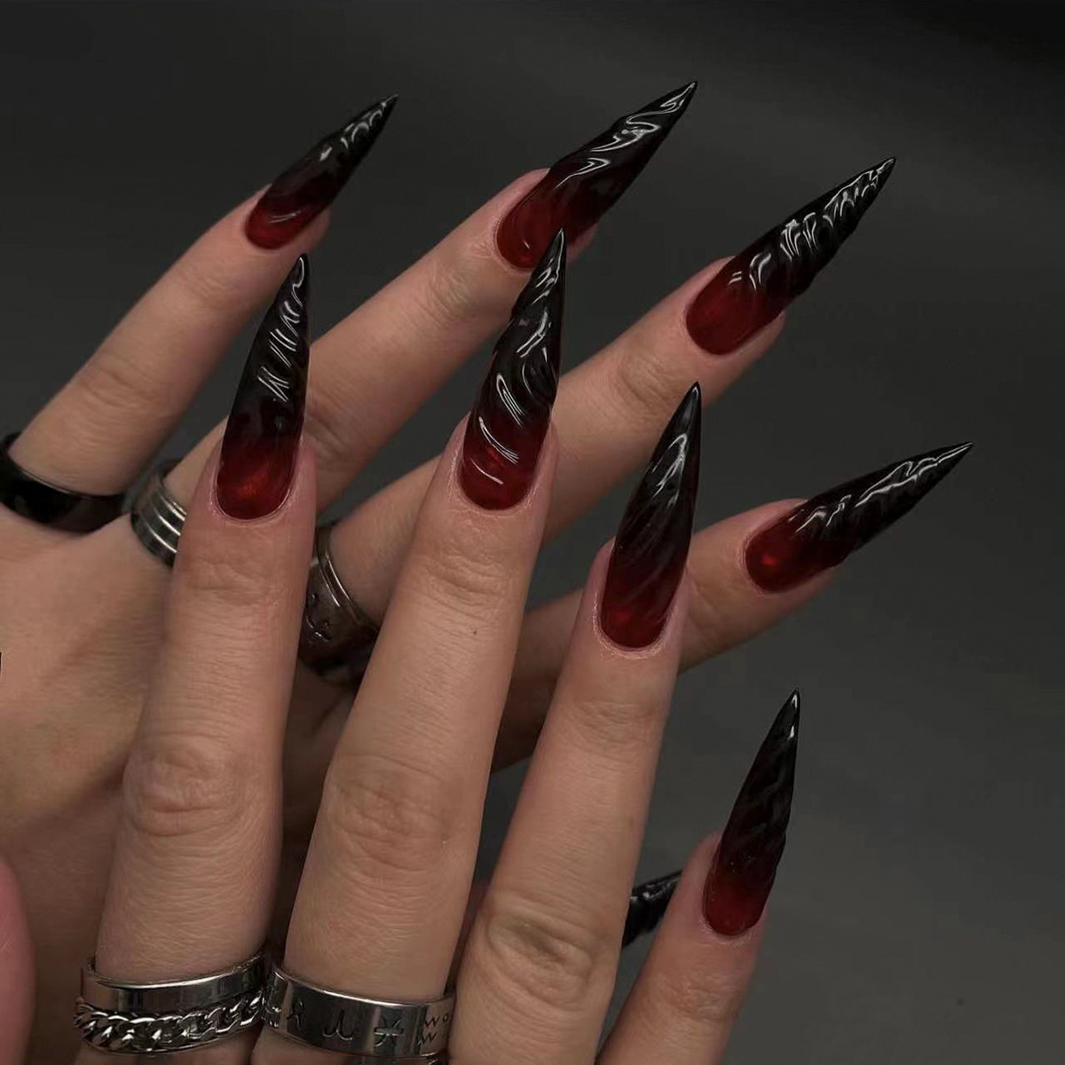 24Pcs Stiletto Shape Black Red - Nail Art Y2K recension och pris