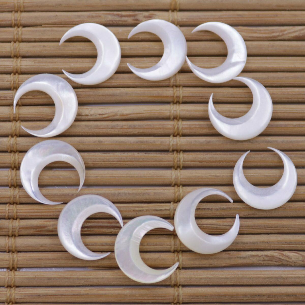 10 PCS Nail 3D Art Moon Shape  - Nail Art Natural recension och pris